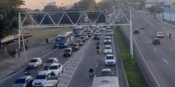 Lentidão na Ponte Rio-Niterói exige paciência dos motoristas nesta manhã
