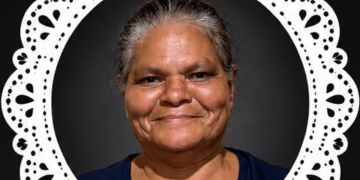 Mulher de 65 anos morre após ser atingida por caminhão de lixo em Maricá