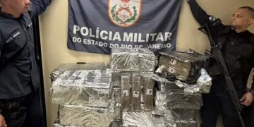 Operação conjunta apreende carga de maconha escondida em fundo falso na Rodovia Presidente Dutra