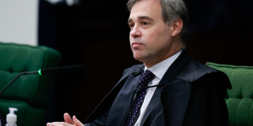 PGR apoia relatoria de Mendonça em investigação sobre filme da trajetória de Bolsonaro