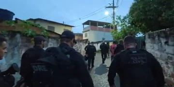 Polícia Civil prende traficantes por tortura e humilhação pública em São Gonçalo