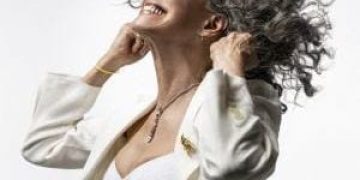 Simone anuncia turnê “Que mulher é essa?!”, explorando nova fase da carreira