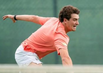 João Fonseca estreia na grama com derrota na primeira rodada do ATP de Halle
