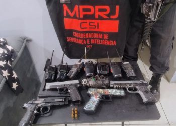 Operação no Rio prende policiais por venda ilegal de arma e corrupção
