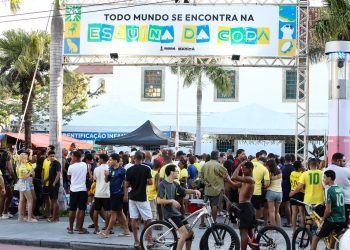 Maricá celebra classificação do Brasil na Copa com apoio nas praças e eventos.