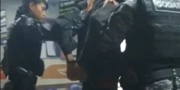 Homem é preso por agressão durante discussão de relacionamento em Maricá