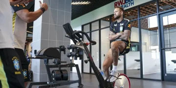 Neymar apresenta melhora na recuperação de lesão na panturrilha, sem previsão de retorno