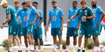 Seleção brasileira realiza treino de preparação para jogo contra o Japão na Copa do Mundo