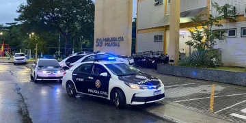 Homem acusado de liderar logística do Comando Vermelho na Baixada é preso em operação policial