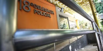 Operação na Lapa desarticula quadrilha de tráfico, apreende drogas, armas e produtos falsificados