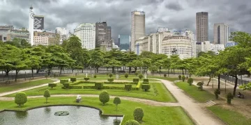 Praça Paris no Rio passa a integrar oficialmente o patrimônio cultural imaterial da cidade