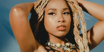 Alerj concede Medalha Tiradentes à rapper Ebony por contribuição à cultura e direitos humanos