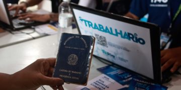 Rio de Janeiro oferece mais de mil vagas de emprego na semana, com foco em diversidade e inclusão