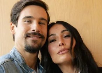 Casal Sabrina Sato e Nicolas Prattes anuncia gravidez após duas perdas gestacionais