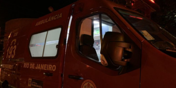 Motociclista morre após colisão na BR-101 em São Gonçalo; faixa é interditada