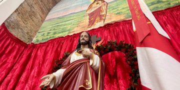 São Gonçalo inicia celebrações de Corpus Christi com exposição e confecção de tapetes tradicionais