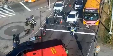Acidentes com motocicletas na Zona Sul do Rio deixam cinco feridos e afetam trânsito