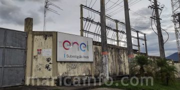 Maricá discute melhorias na rede elétrica e regularização de cabos com Enel