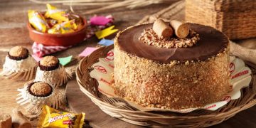 Lecadô e Santa Helena lançam produtos sazonais de festas juninas com sabor de Paçoquita