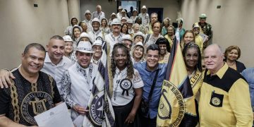 Velha guarda do Carnaval carioca é homenageada na Câmara Municipal do Rio