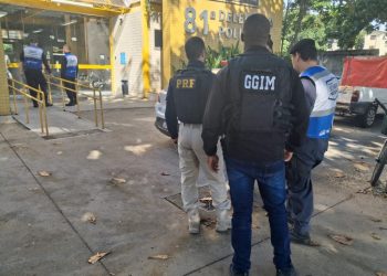 Homem é preso por ameaçar motociclista e por tráfico na Região Oceânica de Niterói