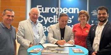 Niterói formaliza adesão à rede internacional de cidades ciclistas e pretende sediar Velo-city 2029