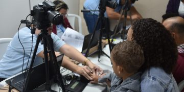Prefeitura de Maricá emite Carteira de Identidade para pessoas com TEA na Casa do Autista