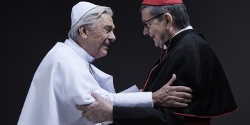 Peça “Dois Papas” estreia no Teatro TotalEnergies com Celso Frateschi e Zécarlos Machado