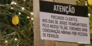 Bares e quiosques em Búzios cobrarão consumação mínima para assistir à Copa do Mundo