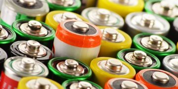 Padronização internacional de pilhas AA e AAA facilita uso e substituição global