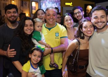 Rodrigo Neves celebra 50 anos em Niterói com festa política, familiar e cultural