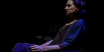 Tuca Moraes apresenta monólogo “Palavras” inspirado em Clarice no Armazém da Utopia