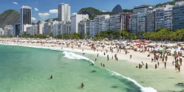 Praias do Rio estão próprias para banho neste fim de semana, indica Inea