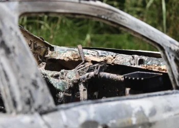 Polícia prende suspeito de homicídio e incêndio de carro com corpo carbonizado em São Gonçalo