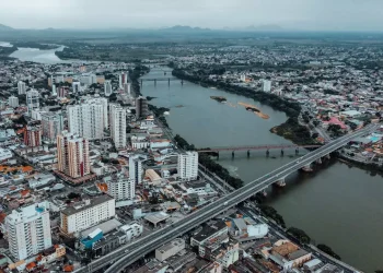 Campos dos Goytacazes ultrapassa 300 mil veículos e enfrenta problemas de mobilidade urbana