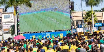 Brasil avança na Copa do Mundo e mobiliza comunidade em Maricá