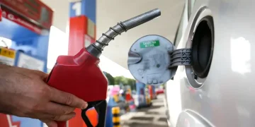 Governo propõe aumento da mistura de etanol na gasolina para até 32%
