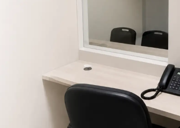Primeira Sala de Parlatório em delegacia do Rio reforça prerrogativas e direitos legais
