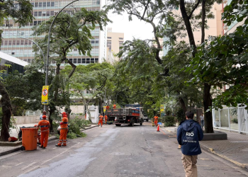 Subprefeitura da Zona Sul realiza intervenções integradas na Rua Barão de Itambi, Botafogo