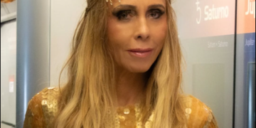 Marysa Alfaia celebra Rita Lee em show no Capitu Café no Cosme Velho