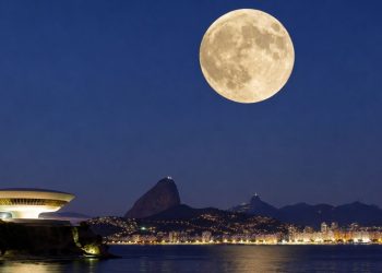 Lua de Morango será visível em todo o Brasil nesta segunda-feira às 20h57