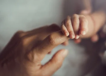 Câmara de Niterói aprova programa de apoio a gestantes vulneráveis e recém-nascidos