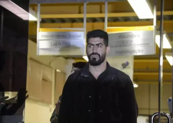 Vereador Marcelo Diniz se retrata após insultos homofóbicos a deputado na Câmara do Rio