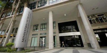 Júri de tabelião acusado de matar esposa grávida e sogros em Nova Friburgo ocorre nesta semana