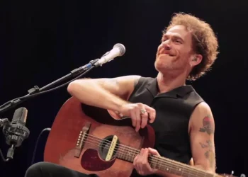 Nando Reis se apresenta em São João de Meriti na turnê “Pra Você Guardei o Amor” em agosto