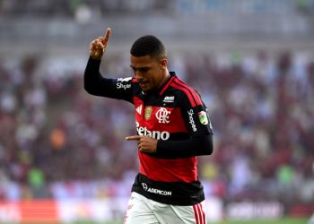 Samuel Lino tem atuação decisiva e garante vitória do Flamengo no Brasileirão 2026
