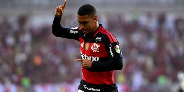 Samuel Lino tem atuação decisiva e garante vitória do Flamengo no Brasileirão 2026