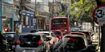 Trânsito intenso em Niterói antes da partida do Brasil na Copa do Mundo de 2026
