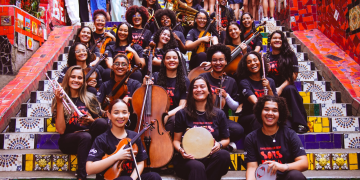 Orquestra Juvenil Chiquinha Gonzaga homenageia nomes da MPB na Central do Brasil