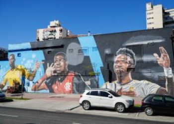 Grafites de Vinicius Junior em São Gonçalo ganham destaque na Copa do Mundo